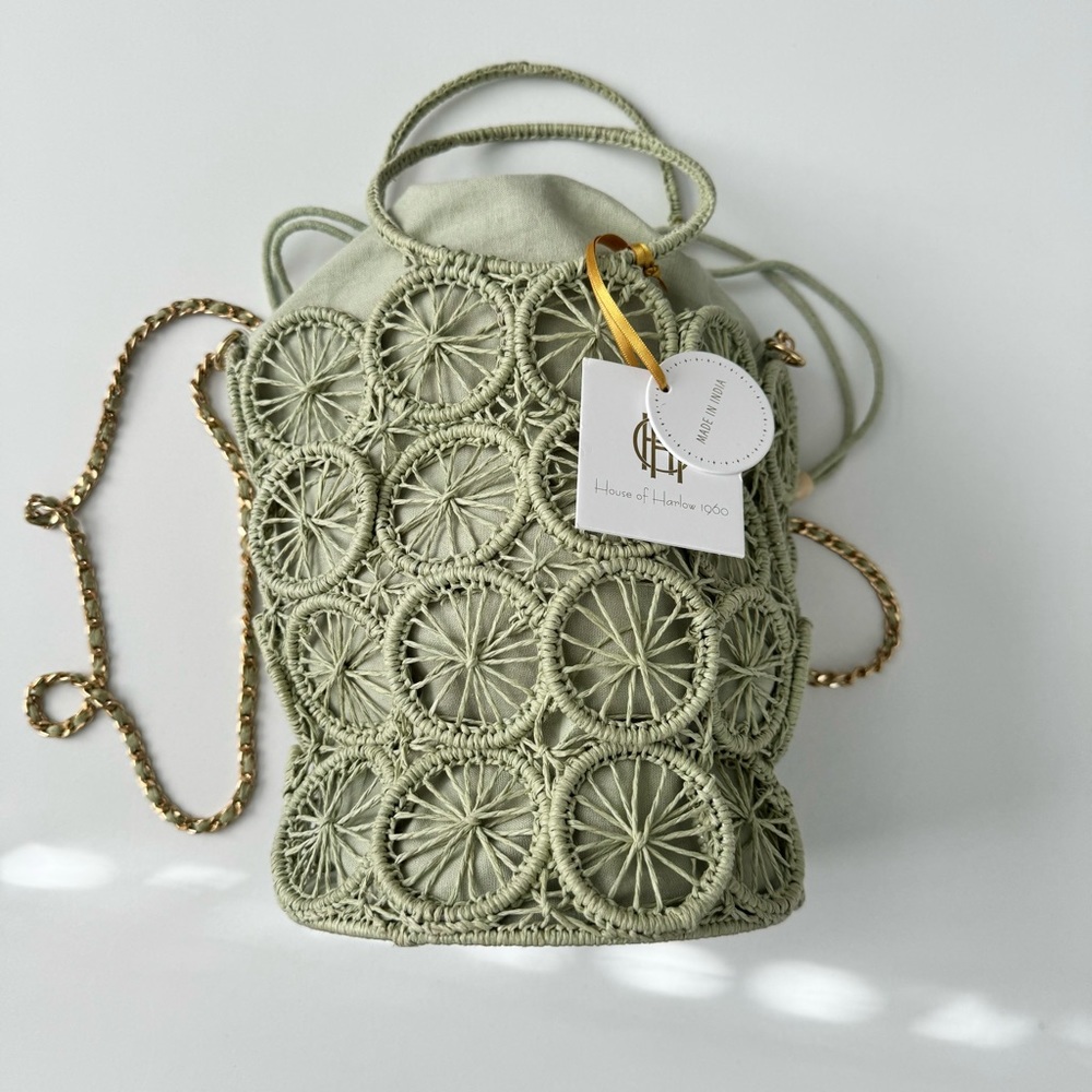 NWT House of Harlow 1960 Raffia Hand Woven Bucket Bag